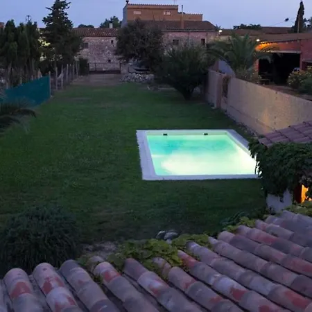 Can Bordes Casa Rustica Y Confortable En El Emporda Casa vacanze