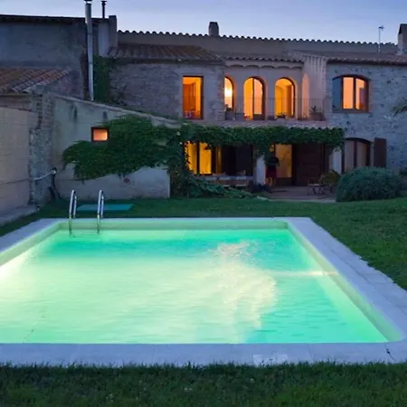 Can Bordes Casa Rustica Y Confortable En El Emporda Casa vacanze *