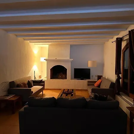 Can Bordes Casa Rustica Y Confortable En El Emporda Ferienhaus *